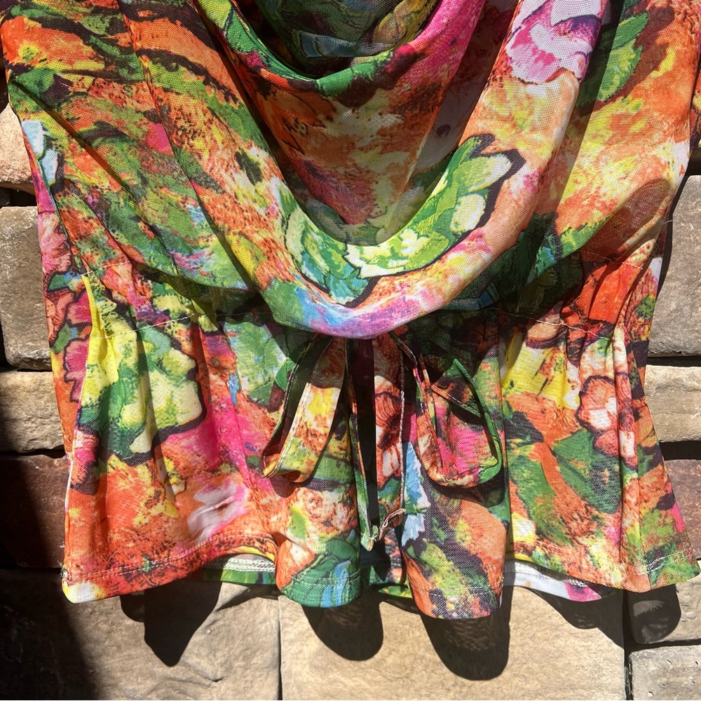 JULIETTE•COLORFUL SHEER DRAPING
BLOUSE.SIZE MEDIUM - Picture 4 of 14